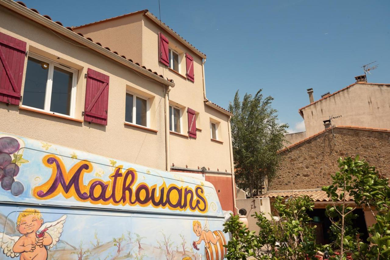 Gite Les Mathouans Latour-de-France Bagian luar foto